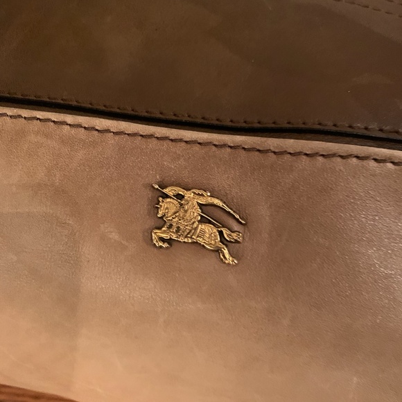 Burberry duffle bag - Picture 3 of 8